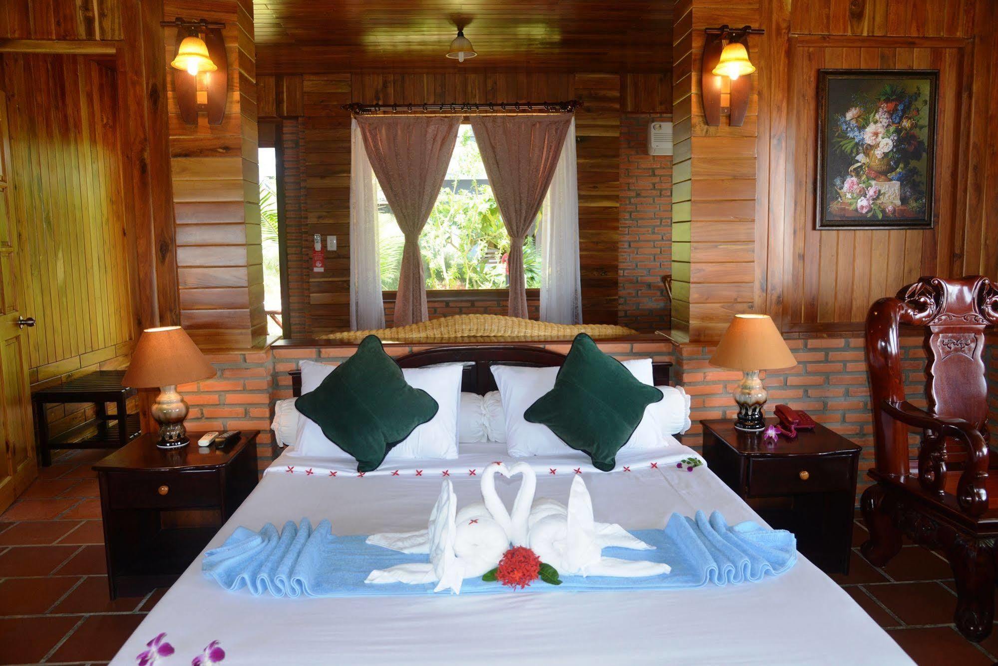 Vinh Suong Seaside Hotel And Resort Phan Thiet Exteriör bild