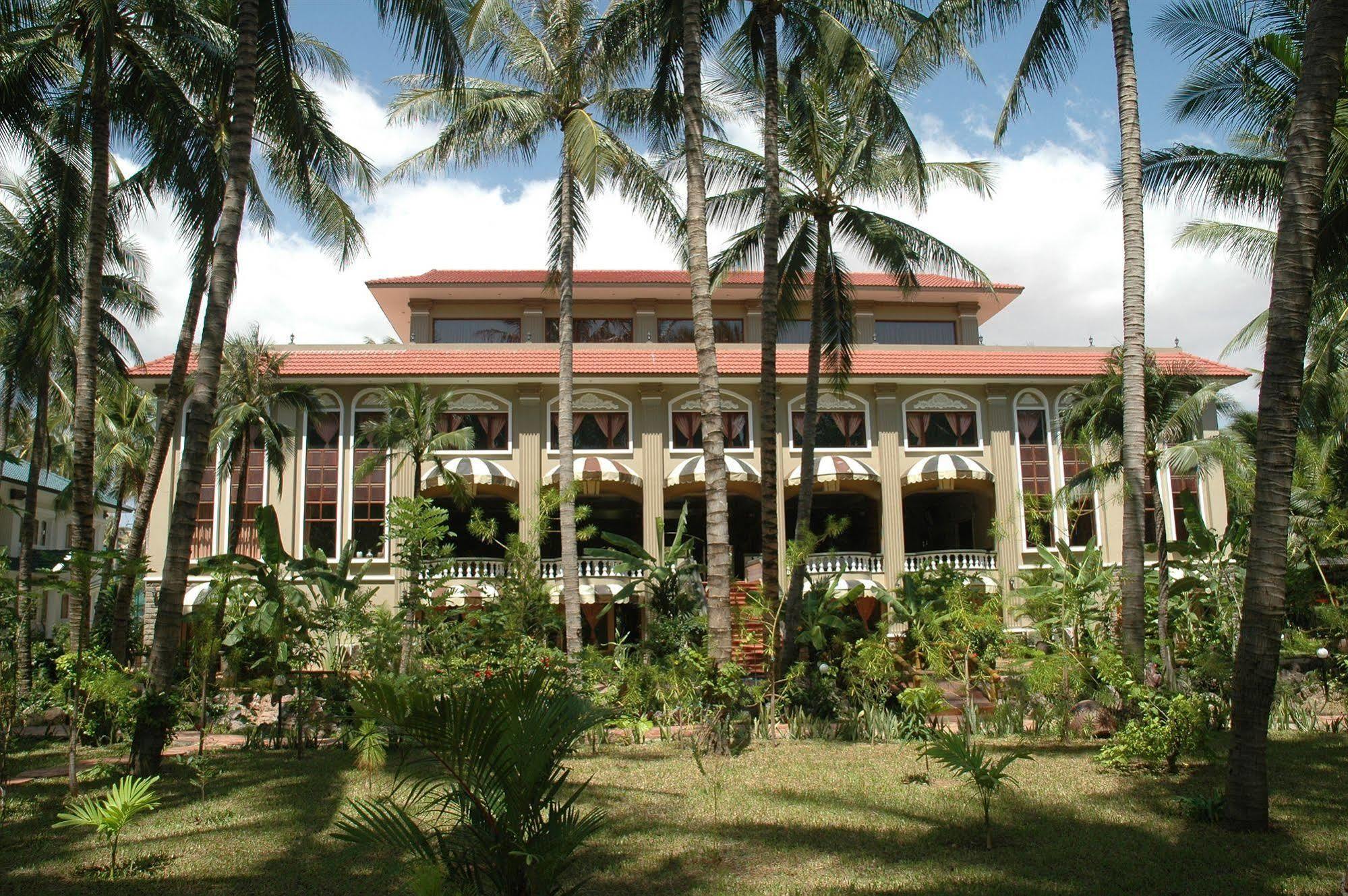 Vinh Suong Seaside Hotel And Resort Phan Thiet Exteriör bild